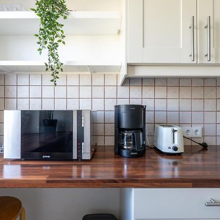 Two Bedrooms - 85 Squaremeters - 4 Min To U6 Dresdner Str Вена Экстерьер фото