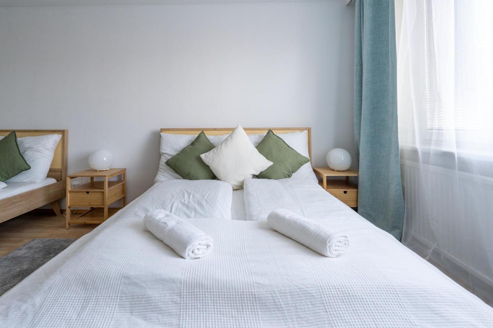 Two Bedrooms - 85 Squaremeters - 4 Min To U6 Dresdner Str Вена Экстерьер фото
